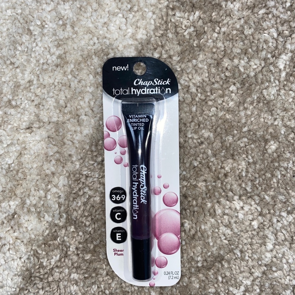 Chapstick total hydration